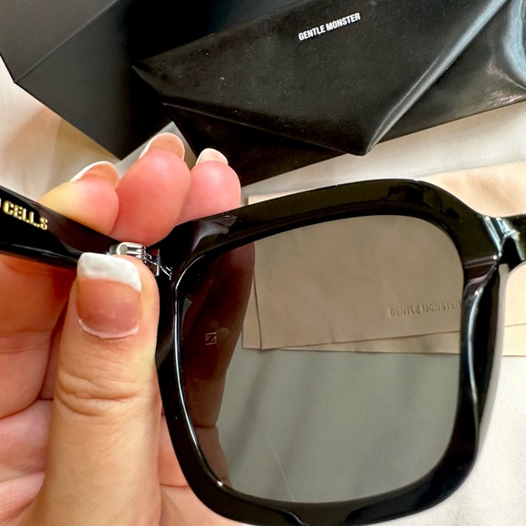 GENTLE MONSTER LOCELL.S Black sunglasses - Picture 5 of 5